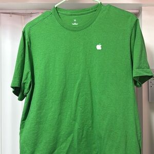 [Apple] EUC Employee Earth Day Shirt